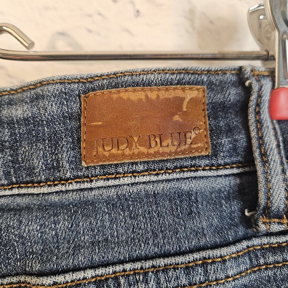 Judy Blue Jeans Women’s 15/32 Blue Mid Rise Boyfriend Fit Distressed Stretch - Picture 7 of 8